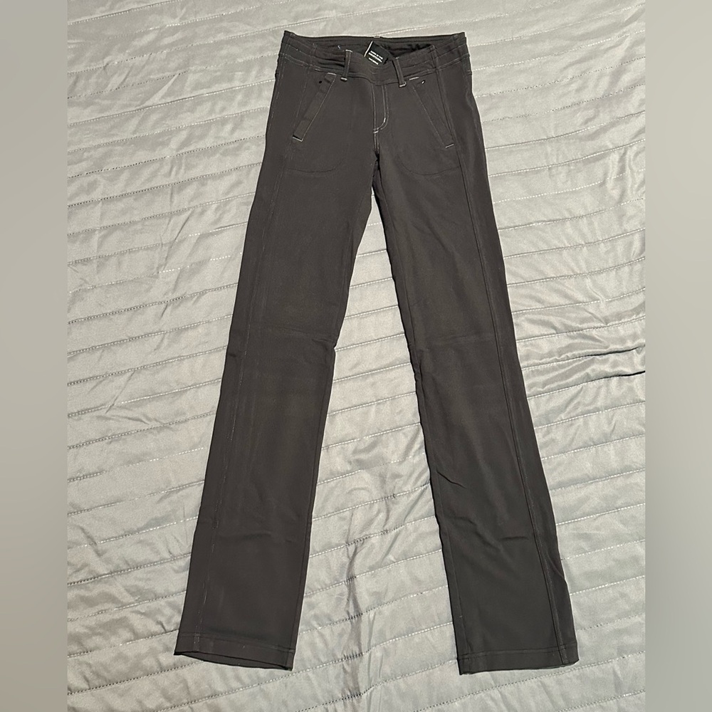 KULH women pants sz 2.